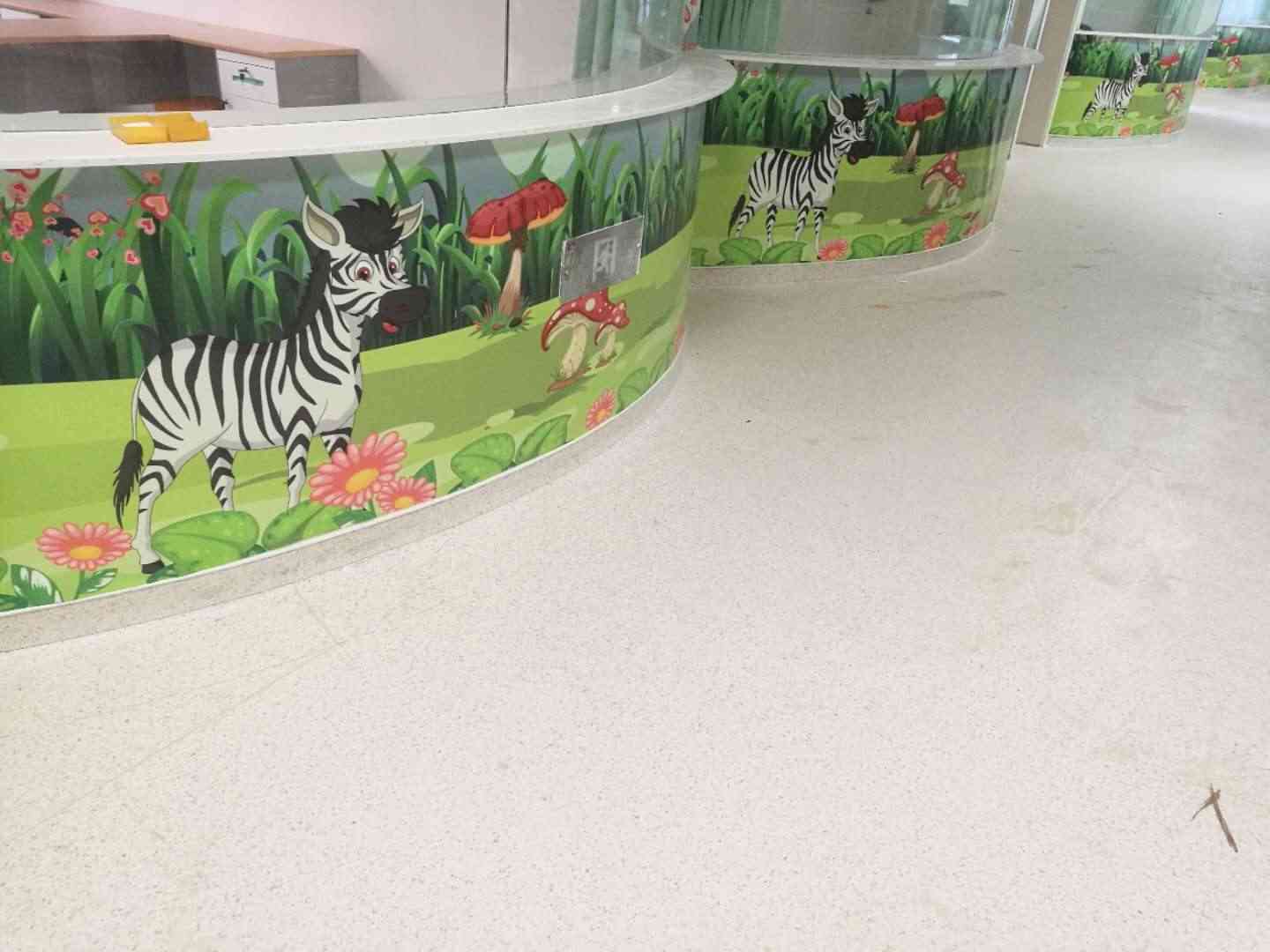 地胶板