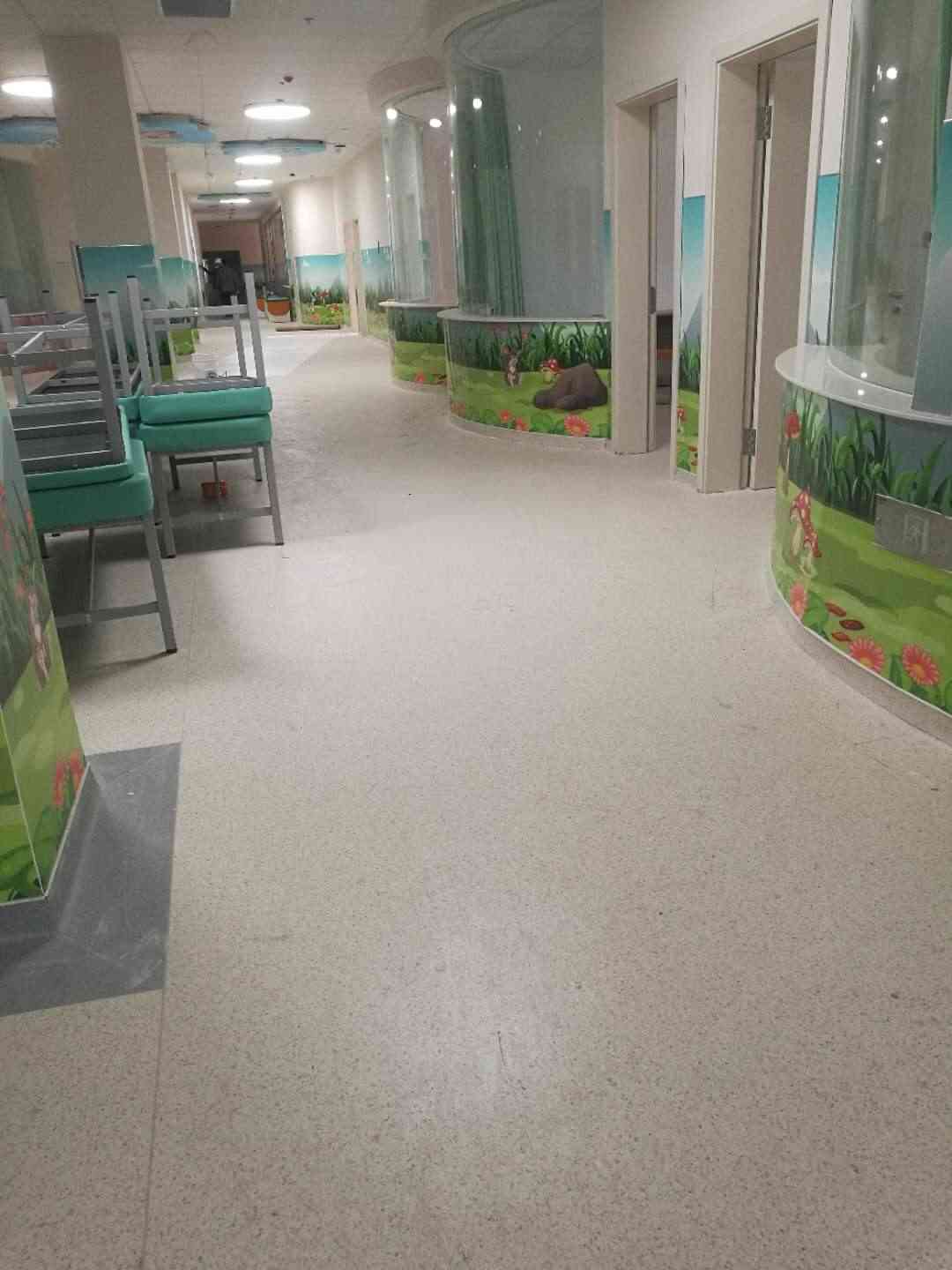 地胶板